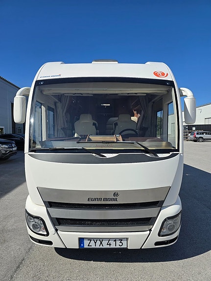 Eura Mobil Integra Style 710 QB *Queenbed *Automat *AC *Taksäng 8 of 30