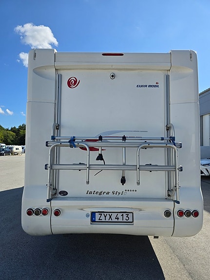 Eura Mobil Integra Style 710 QB *Queenbed *Automat *AC *Taksäng 4 of 5