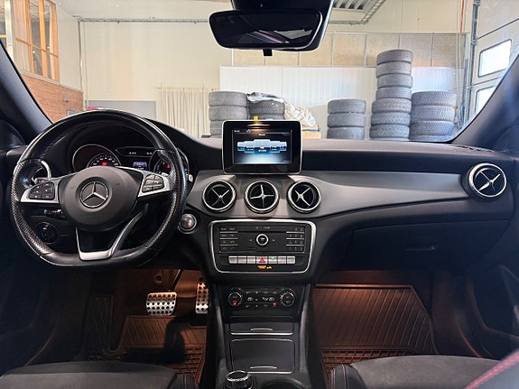 Mercedes-Benz CLA220 d 17 of 20