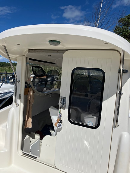 Qvicksilver pilot house 640 3 of 11