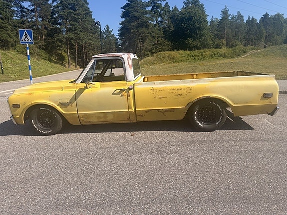 Chevrolet C10 2 of 14