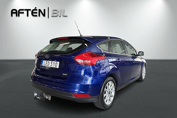 Ford Focus 10 of 19
