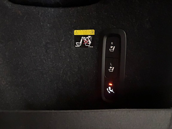 Volvo XC40 21 of 22