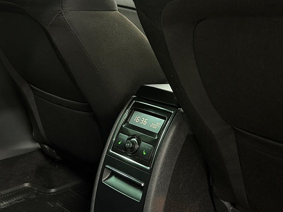 Skoda Superb 17 of 29