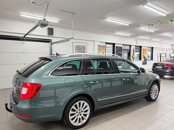 Skoda Superb 7 of 29