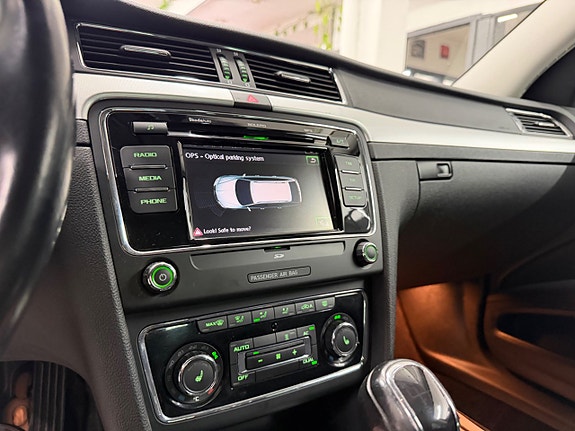 Skoda Superb 28 of 29