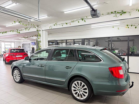 Skoda Superb 5 of 29