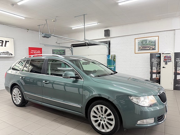 Skoda Superb 8 of 29