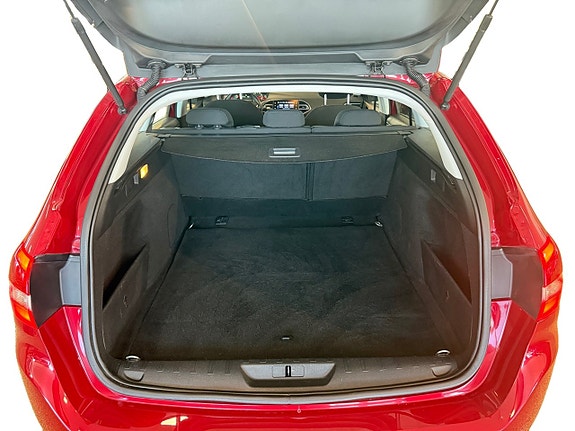 Peugeot 308 15 of 16