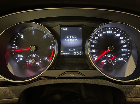 Volkswagen Passat Alltrack 17 of 17