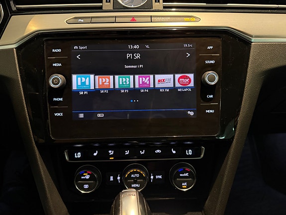 Volkswagen Passat Alltrack 15 of 17