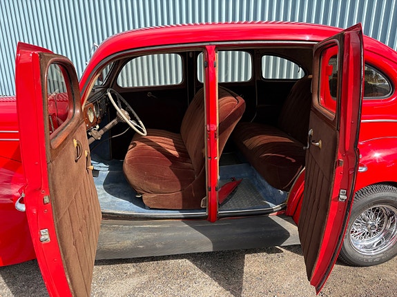 Ford Standard 12 of 24