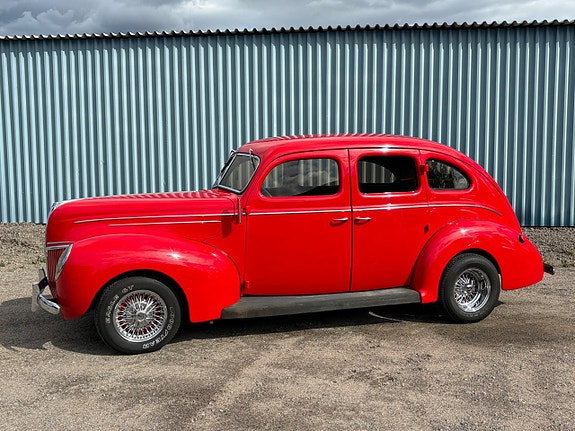 Ford Standard 4 of 24