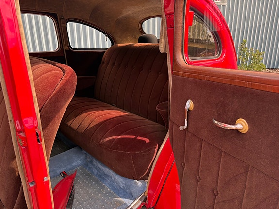 Ford Standard 14 of 24