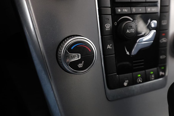 Volvo XC60 26 of 30