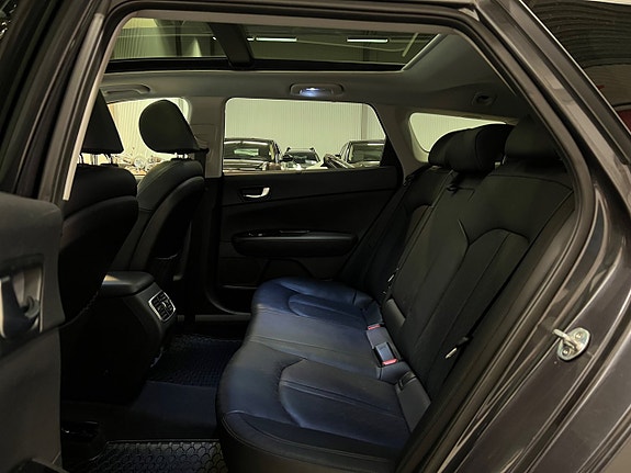 Kia Optima 18 of 30
