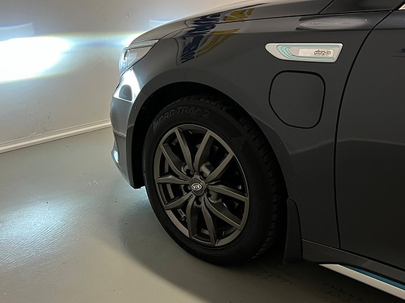 Kia Optima 12 of 30