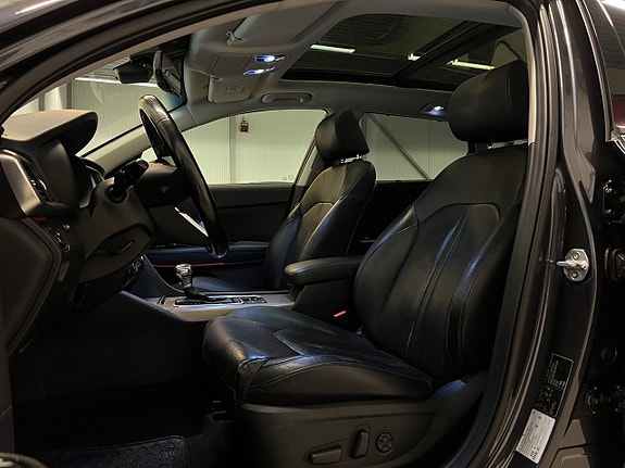 Kia Optima 16 of 30