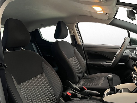 Nissan Micra 15 of 26