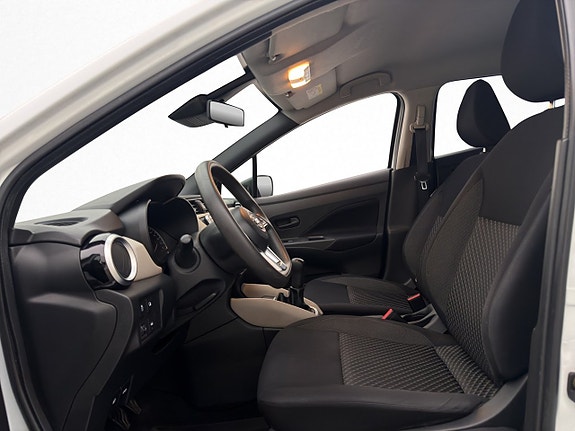 Nissan Micra 25 of 26