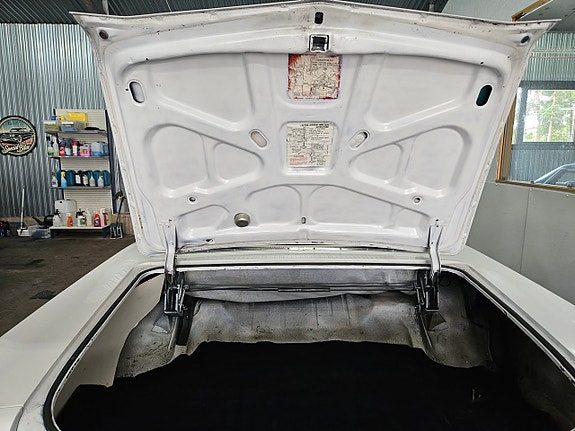 Oldsmobile Dynamic 88 12 of 13