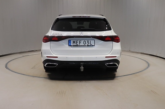 Mercedes-Benz E300 d 5 of 12