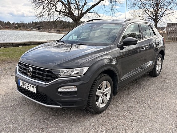 Volkswagen T-Roc 5 of 21