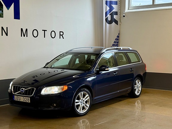 Volvo V70 2 of 21