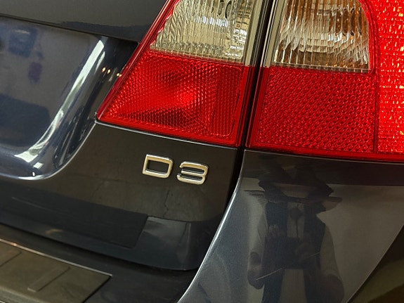 Volvo V70 8 of 21