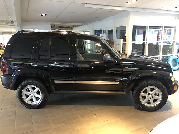 Jeep Cherokee 5 of 9