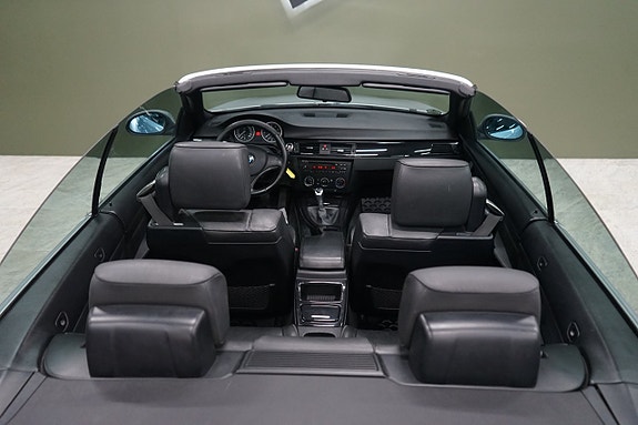 BMW 325i 13 of 18