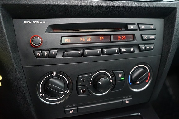 BMW 325i 14 of 18