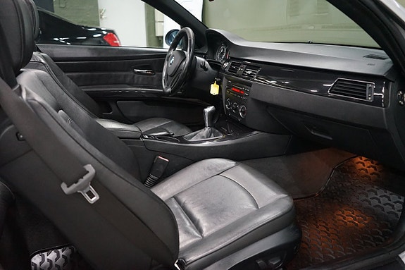 BMW 325i 10 of 18