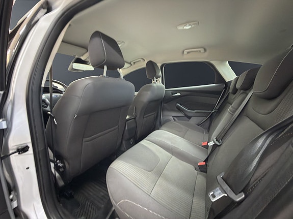 Ford Focus 10 of 17