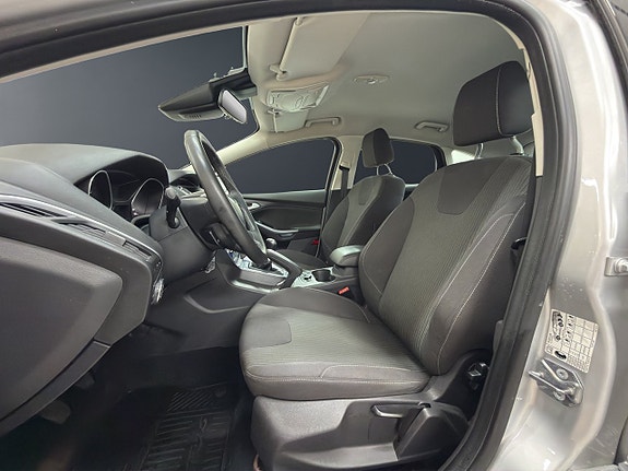 Ford Focus 9 of 17