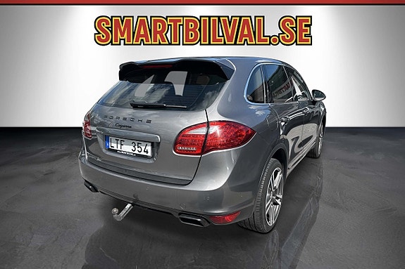 Porsche Cayenne 6 of 30