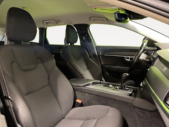 Volvo V90 14 of 26
