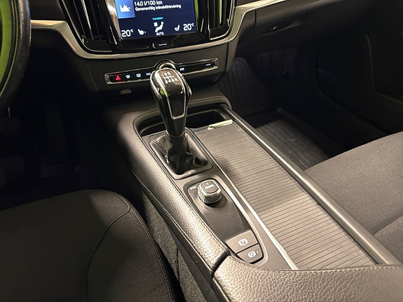 Volvo V90 10 of 26