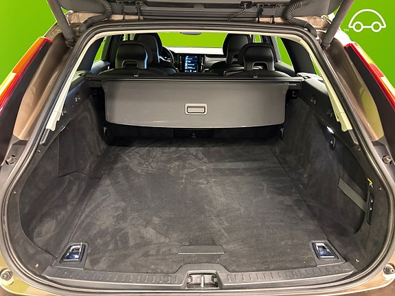 Volvo V90 15 of 26