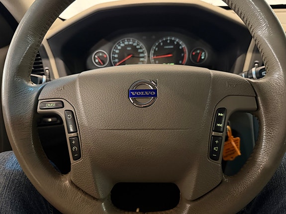 Volvo V70 14 of 16