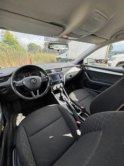 Skoda Octavia 5 of 6