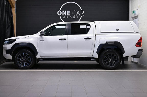 Toyota HiLux 3 of 22