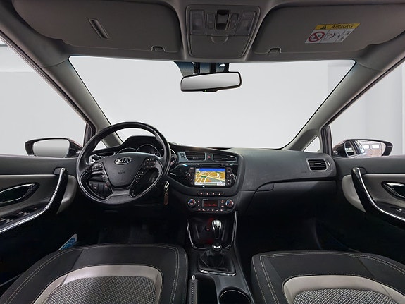 Kia Ceed 9 of 13
