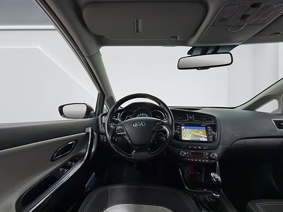 Kia Ceed 10 of 13