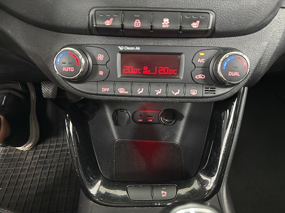Kia Ceed 13 of 13