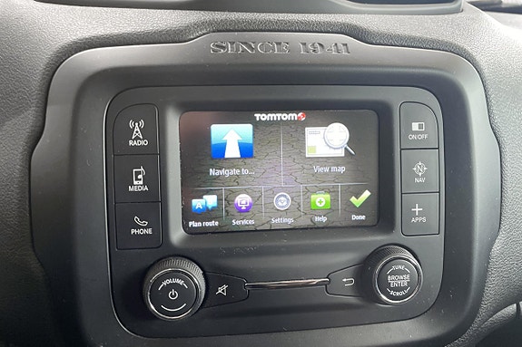 Jeep Renegade 24 of 27