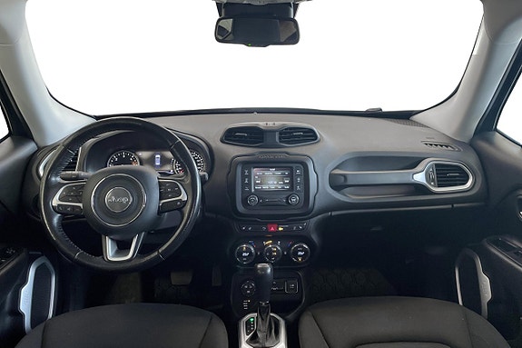 Jeep Renegade 11 of 27