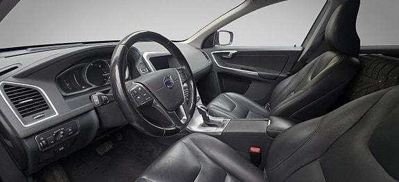 Volvo XC60 6 of 9