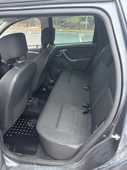 Dacia Duster 10 of 12