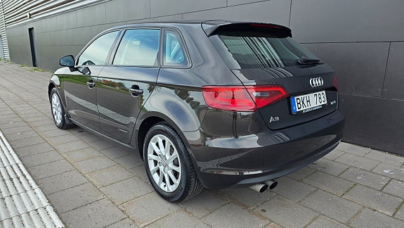 Audi A3 3 of 17